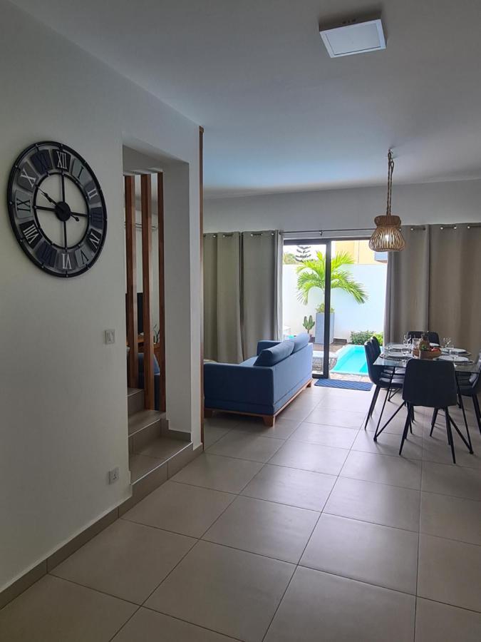 Ocean Blue Villa, Flic-En-Flac Esterno foto