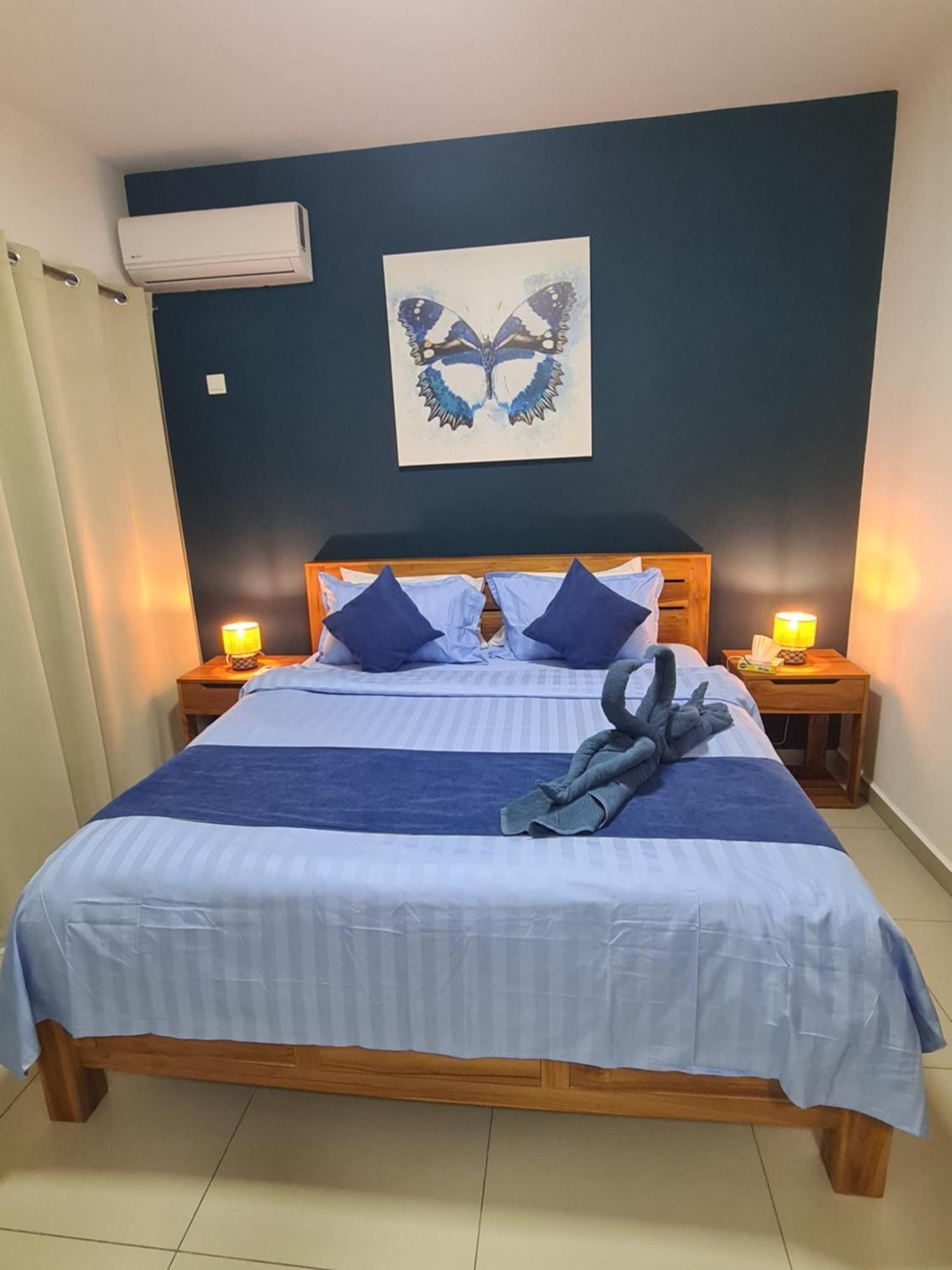 Ocean Blue Villa, Flic-En-Flac Esterno foto