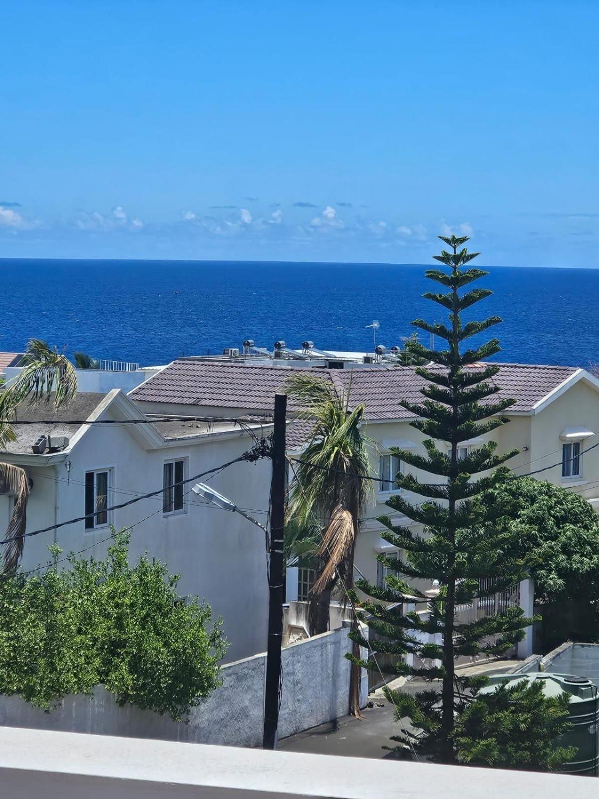 Ocean Blue Villa, Flic-En-Flac Esterno foto